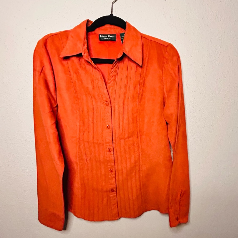 Lemon grass long sleeve collar button down burnt orange shirt jacket size med.